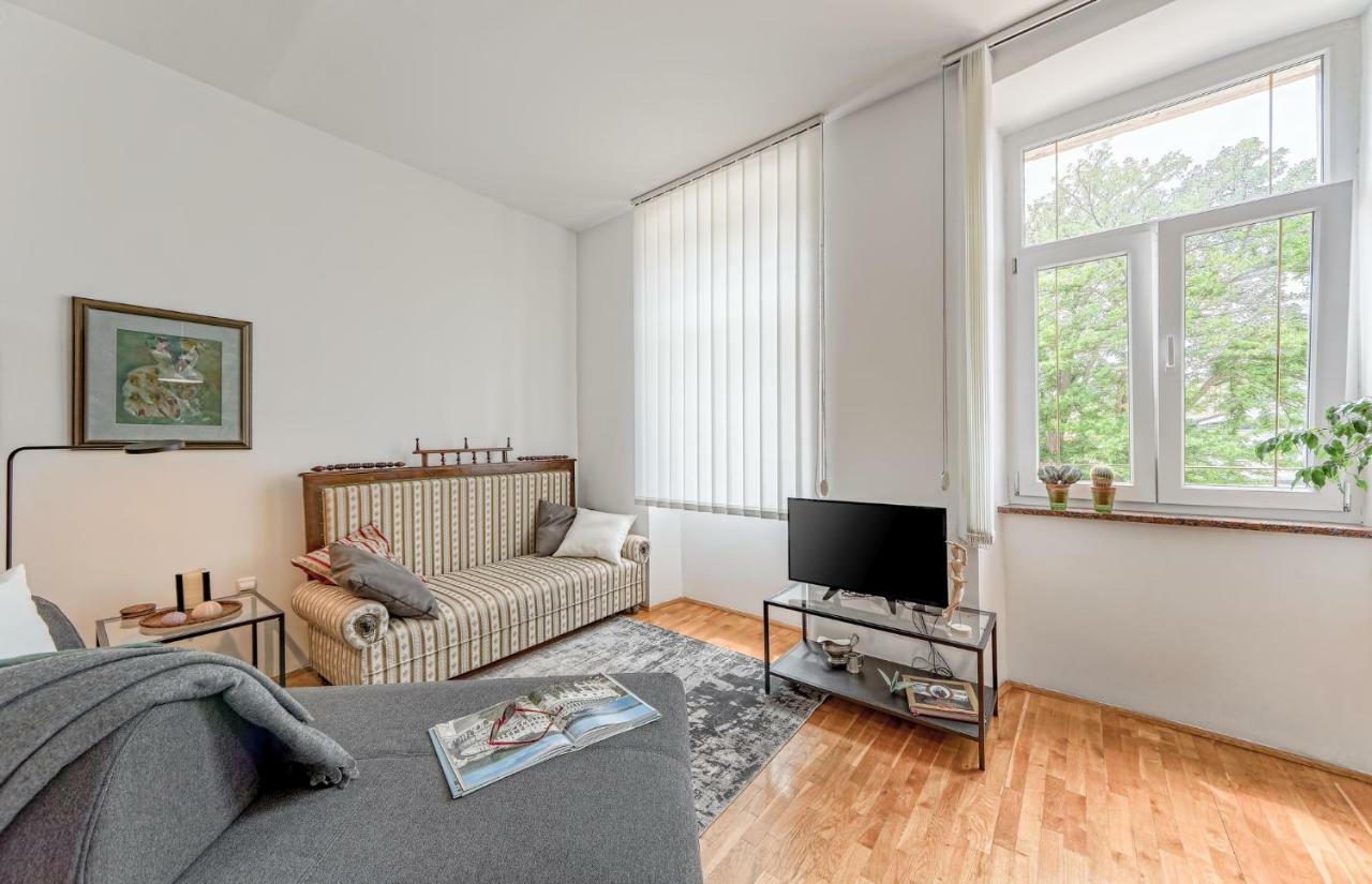 Markaat Apartment Пула Екстер'єр фото